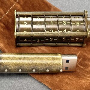 [1324] Did You Think I Was Dumb? Cryptex USB Drive Opened