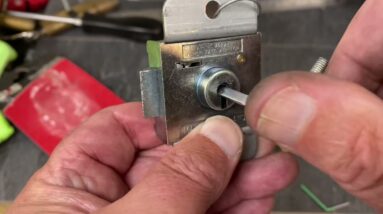 L&F 7 lever slam lock