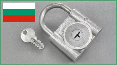 [1372] Vintage Bulgarian Triple-Blade Lock Picked